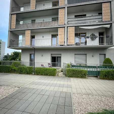 Apartament Laura Z Ogrodkiem Kielce Exterior photo